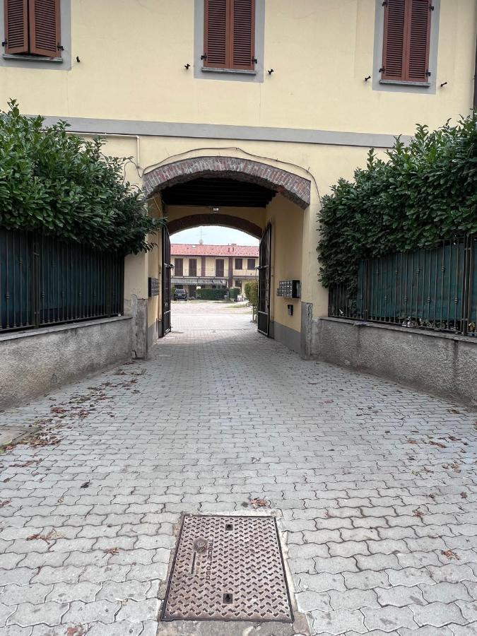 Bnbook-Monolocale Corte Borromeo Rho Buitenkant foto
