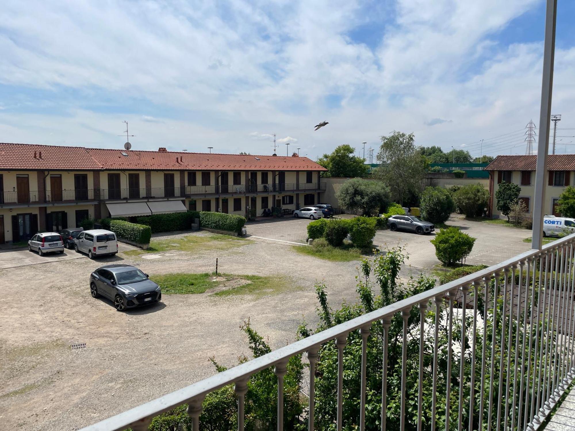Bnbook-Monolocale Corte Borromeo Rho Buitenkant foto